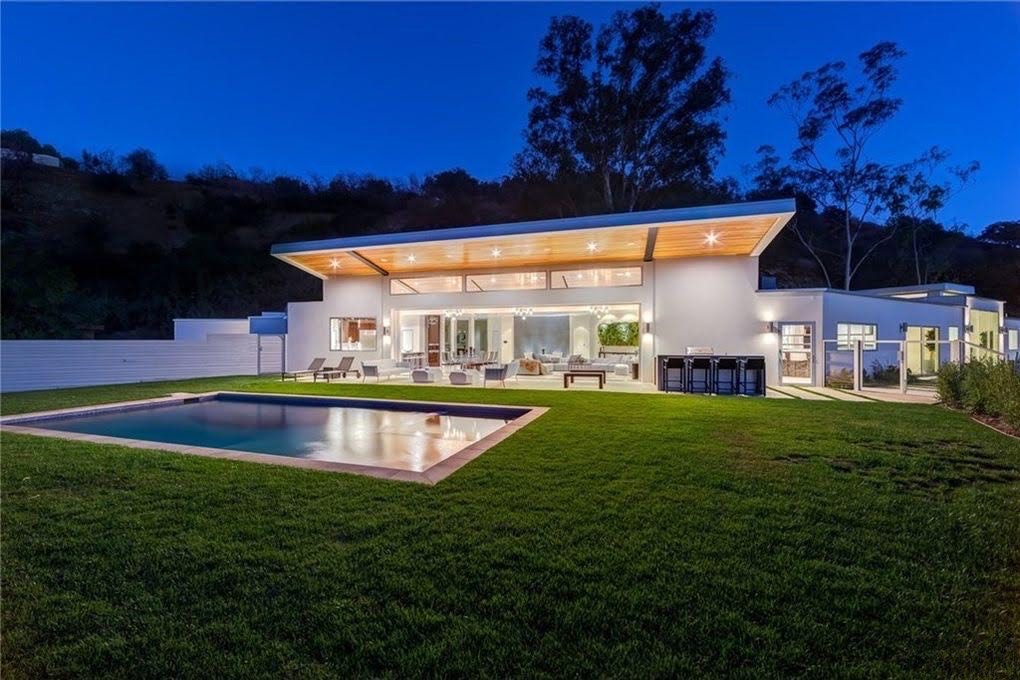 Los Angeles home remodel design plans exterior of contemporary home