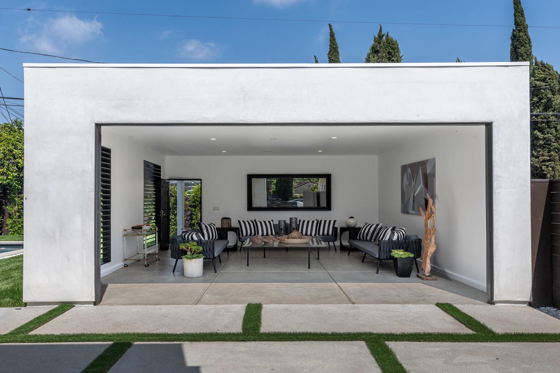 Home design Los Angeles modern contemporary pool cabana 1