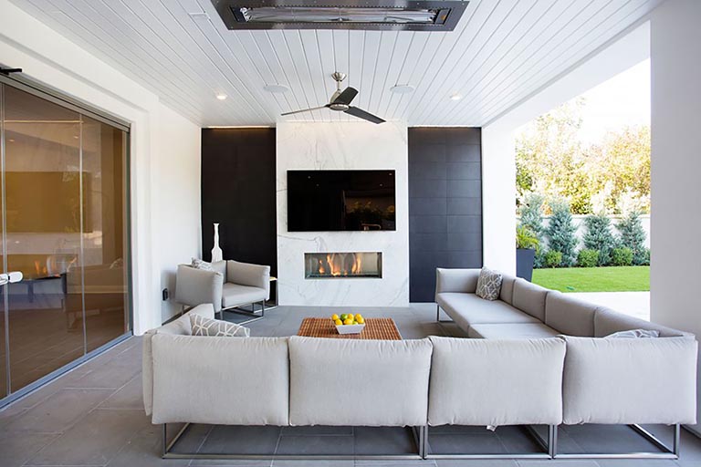 Architect home remodel Los Angeles outdoor living area 3